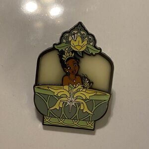 Disney X Loungefly Tiana and sidekick Ray in a dome mystery pin